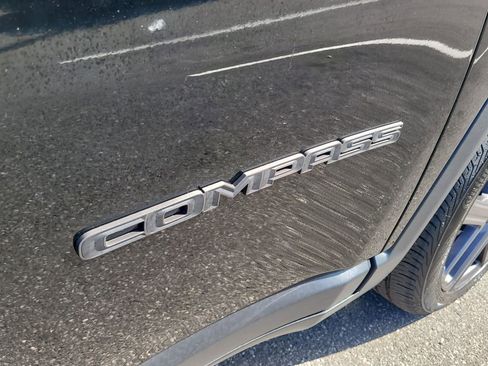 New 2026 Jeep Compass Latitude AWD/4WD image 7
