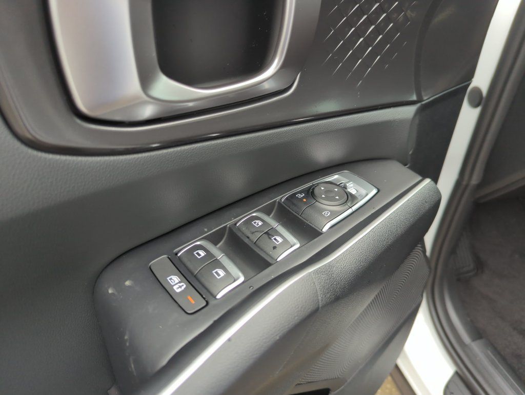 New 2026 Kia Sorento S FWD image 19