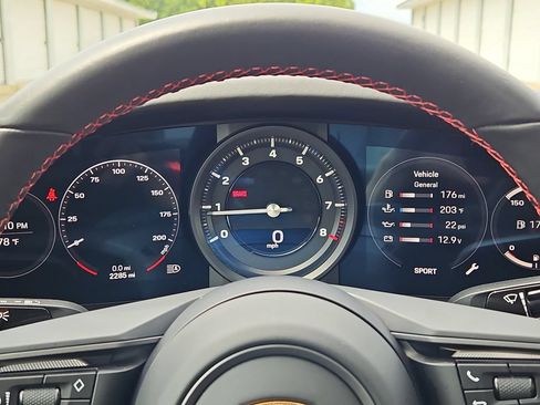 Used 2021 Porsche 911 AWD/4WD image 33
