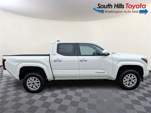 New 2026 Toyota Tacoma SR5 image 7