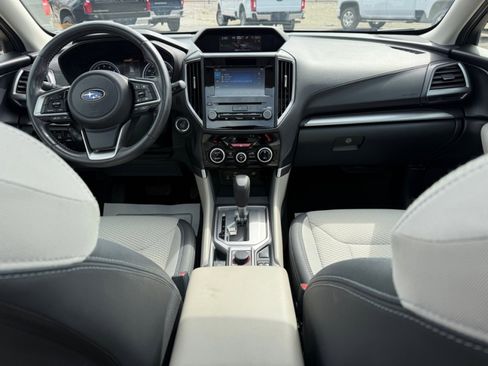 Used 2022 Subaru Forester Premium image 22