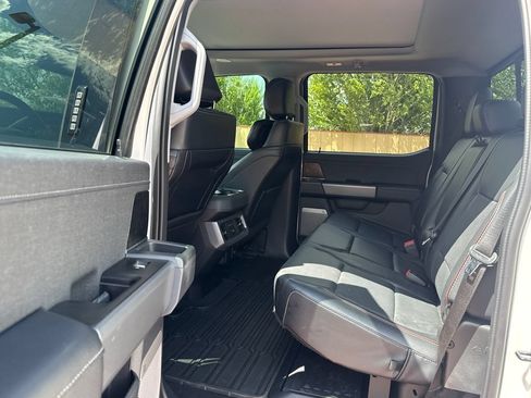 Used 2024 Ford F350 Lariat w/ Lariat Ultimate Package AWD/4WD image 18