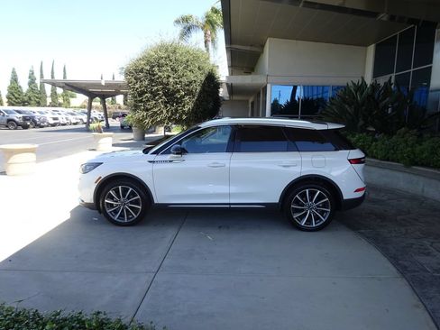 Used 2020 Lincoln Corsair Reserve w/ Beyond Blue Interior Package FWD image 4