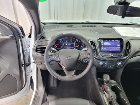 Certified 2022 Chevrolet Equinox RS w/ RS Leather Package image 13