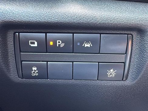 Used 2021 Nissan Versa S FWD image 21