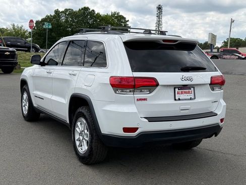 Used 2020 Jeep Grand Cherokee Laredo RWD image 6