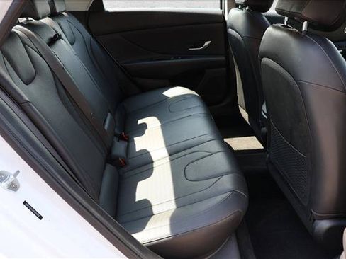 Used 2023 Hyundai Elantra Limited FWD image 26