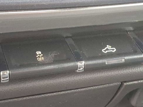 Used 2019 Chevrolet Silverado 1500 LT w/ All Star Edition image 23