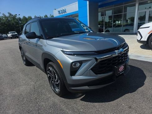 New 2026 Chevrolet TrailBlazer RS w/ Convenience Package AWD/4WD image 1