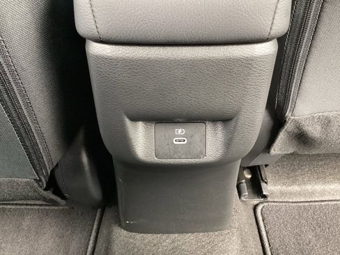 Used 2023 Nissan Versa SV image 26