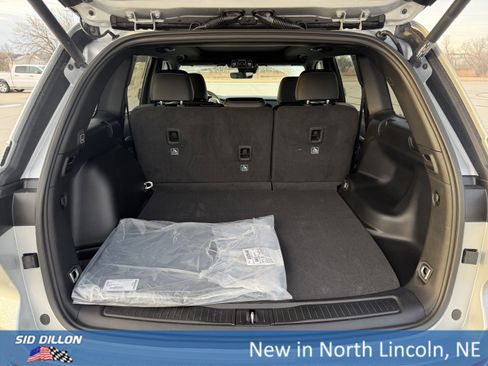 New 2025 Jeep Grand Cherokee Limited image 6