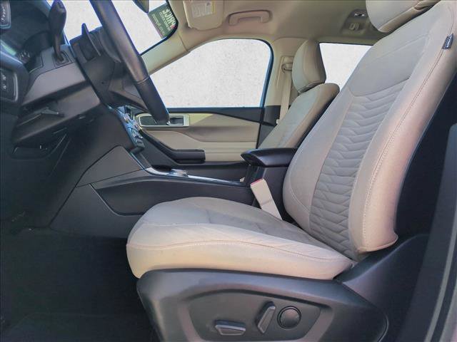 Used 2020 Ford Explorer XLT RWD image 15