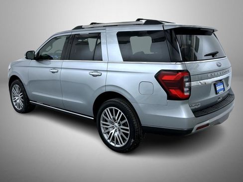 Used 2024 Ford Expedition Limited image 7