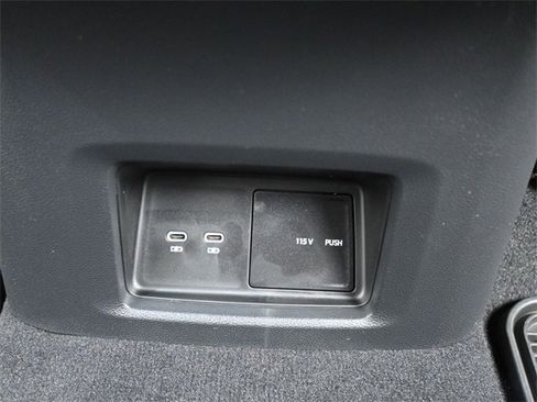 New 2026 Volkswagen Atlas Cross Sport SE image 27