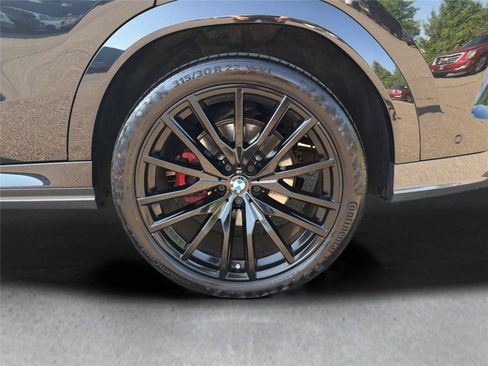 Used 2022 BMW X6 xDrive40i w/ Executive Package AWD/4WD image 45