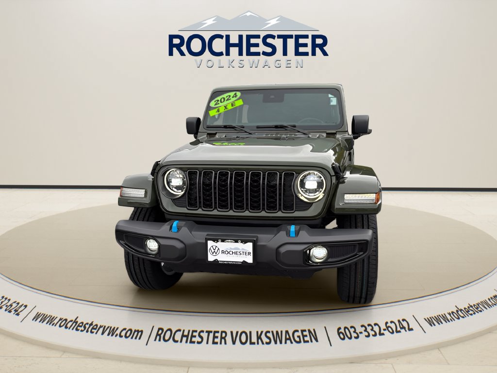 Used 2024 Jeep Wrangler Unlimited w/ Convenience Group AWD/4WD image 1
