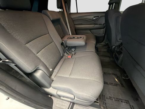 Used 2021 Honda Passport Sport image 14