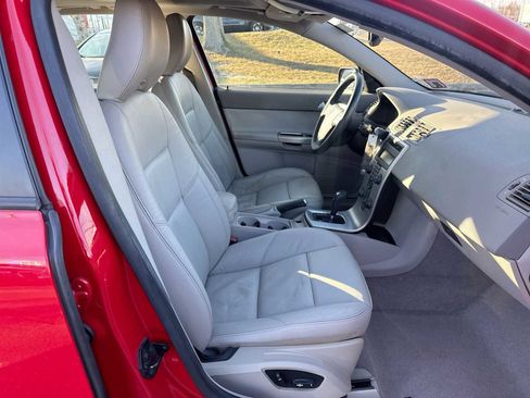 Used 2005 Volvo V50 T5 image 15