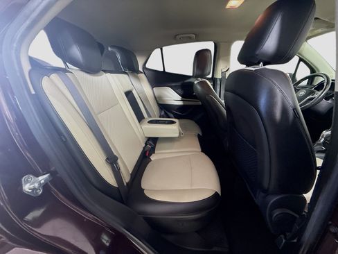 Used 2017 Buick Encore Preferred FWD image 27