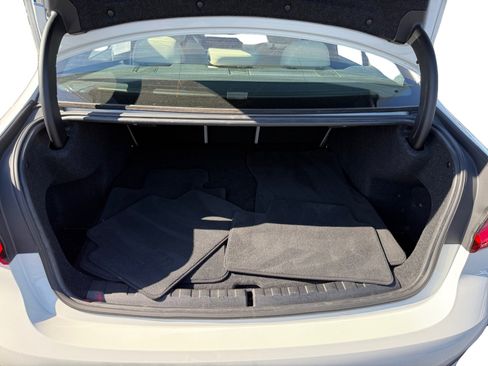 Used 2019 BMW 330i Sedan RWD image 17