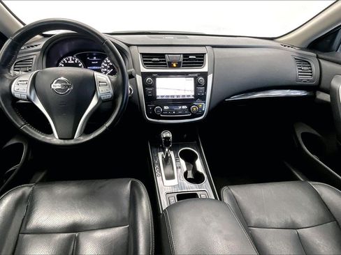 Used 2018 Nissan Altima 2.5 SL w/ 2.5 SL Technology Package image 15