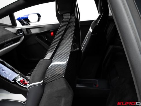 Used 2023 Lamborghini Huracan Tecnica image 42