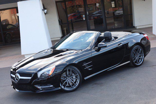 Used 2014 Mercedes-Benz SL 550 image 4