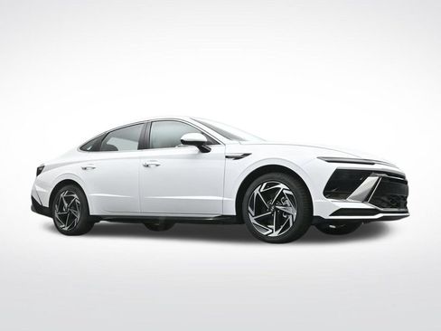 New 2026 Hyundai Sonata SEL FWD image 16