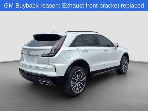 Used 2025 Cadillac XT4 Sport FWD image 6