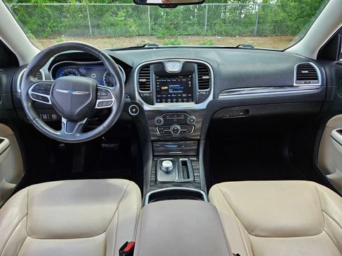 Used 2019 Chrysler 300 Touring L w/ Quick Order Package 22F RWD image 13