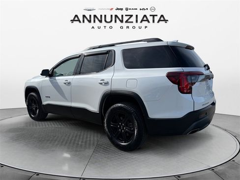 Used 2020 GMC Acadia AT4 image 3