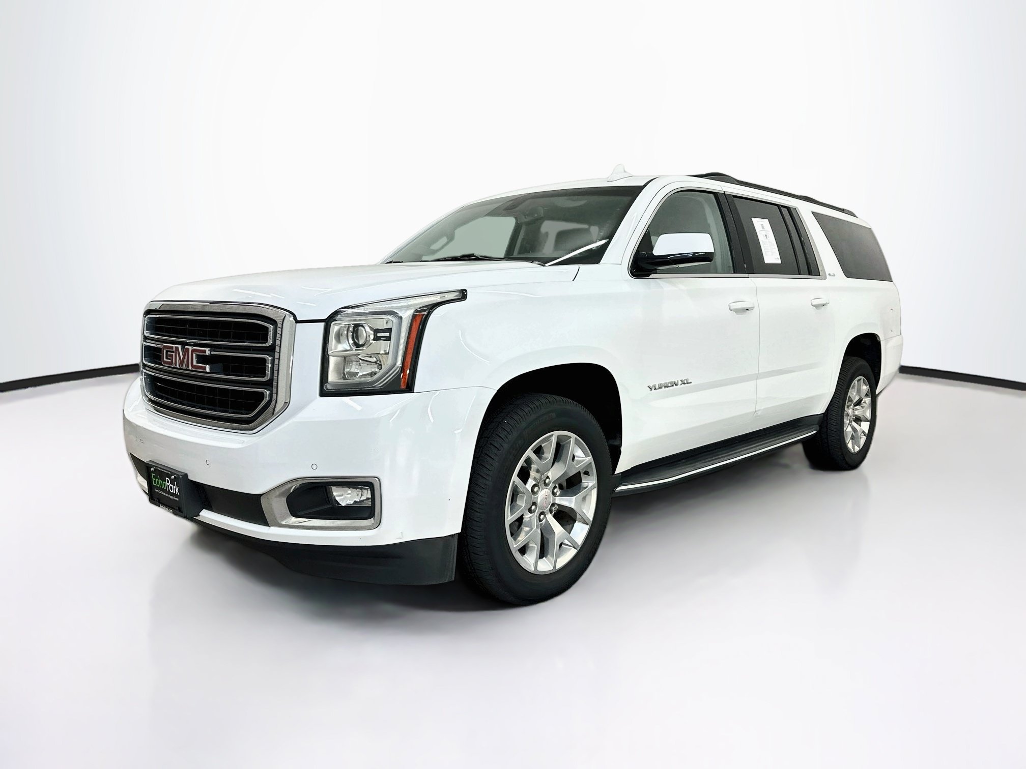 Used 2018 GMC Yukon XL SLE w/ SLE Value Package AWD/4WD image 3