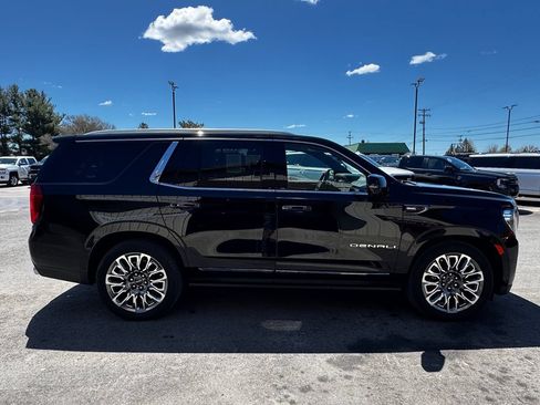 Used 2023 GMC Yukon Denali Ultimate AWD/4WD image 7