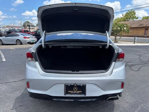 Used 2019 Hyundai Sonata SE FWD image 10