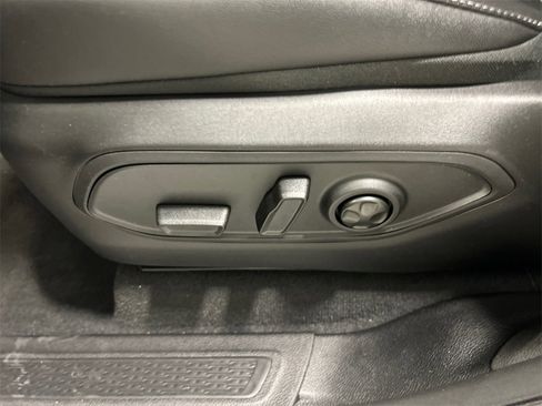 New 2025 Jeep Grand Cherokee Limited w/ Luxury Tech Group II image 17