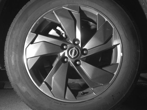 Used 2025 Nissan Rogue SV image 15