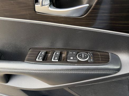 Used 2020 Kia Sorento LX image 26