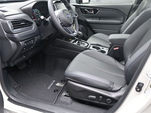 New 2025 Subaru Forester Limited image 17