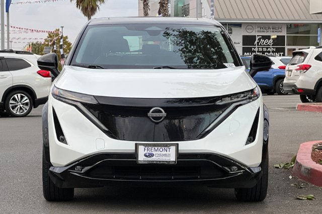 Used 2024 Nissan Ariya FWD image 9