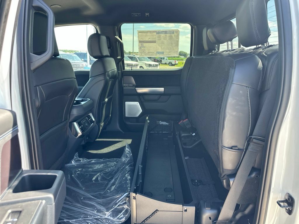 New 2026 Ford F250 Platinum AWD/4WD image 26