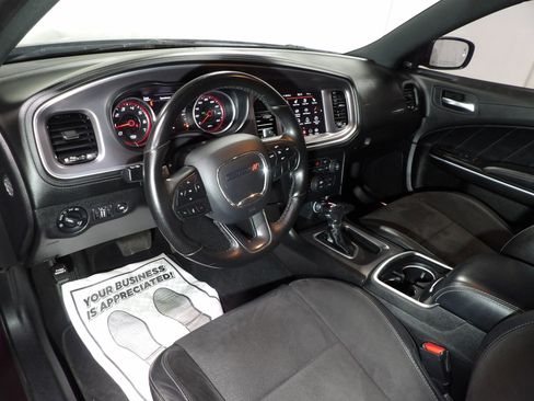 Used 2022 Dodge Charger R/T w/ Plus Group image 11