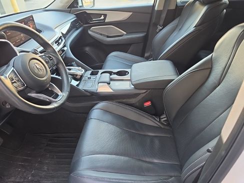 Certified 2024 Acura MDX FWD w/ Technology Package image 8