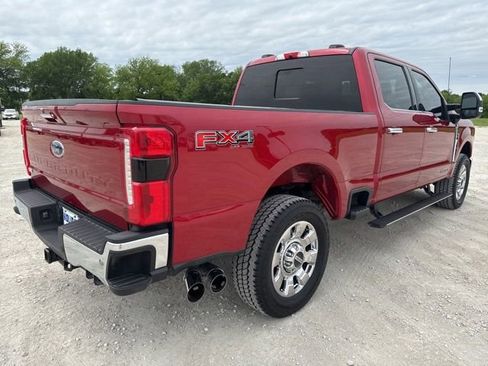 Used 2024 Ford F250 Lariat w/ Lariat Ultimate Package AWD/4WD image 7