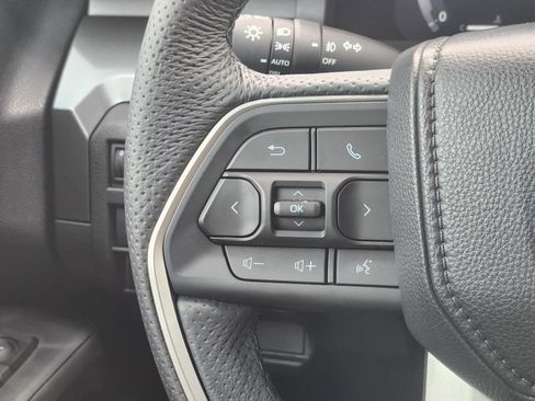 Used 2025 Toyota Tacoma TRD Sport RWD image 31