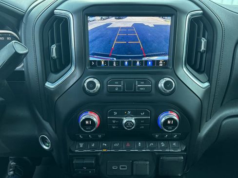 Used 2022 GMC Sierra 2500 AT4 w/ AT4 Premium Plus Package image 20