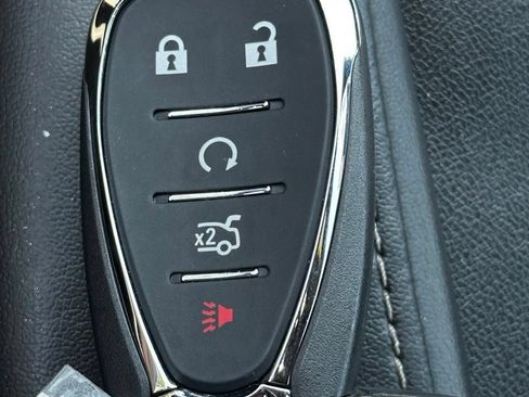 Used 2018 Chevrolet Camaro LT RWD image 26