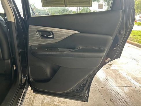 Used 2017 Nissan Murano Platinum w/ Platinum Technology Package FWD image 35
