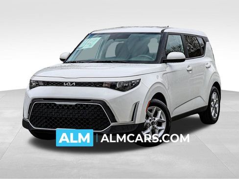 Used 2025 Kia Soul LX w/ LX Technology Package image 1