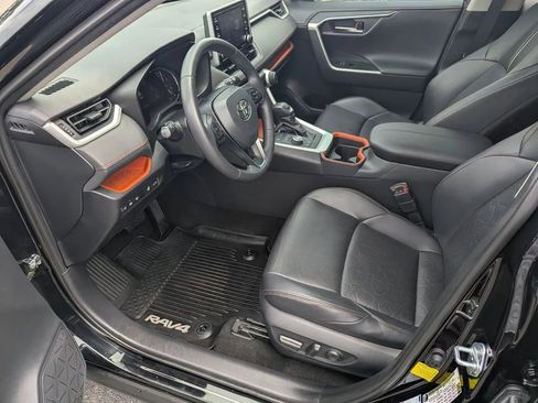 Used 2019 Toyota RAV4 Adventure w/ Cold Weather Package AWD/4WD image 9