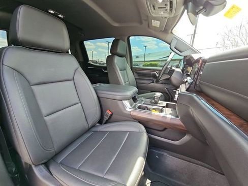 Used 2024 GMC Sierra 1500 SLT w/ SLT Premium Plus Package AWD/4WD image 29